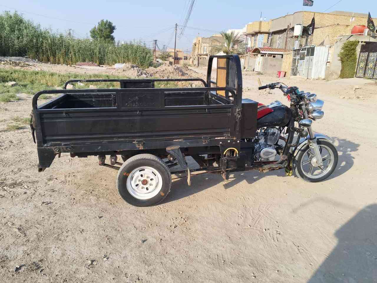 سلام عليكم ستوته البيع جمره موديل واحد وعشرين بيه مكينه 23 مكفوله صبانه ما مدوده عليه المكان بابل قضاء القاسم السعر 1250 وبيه مجال شي قليل ***********
