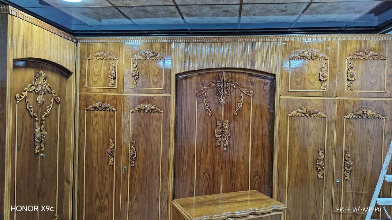غرفة نوم للبيع السعر والتفاصيل والعنوان على الاتصال
***********
