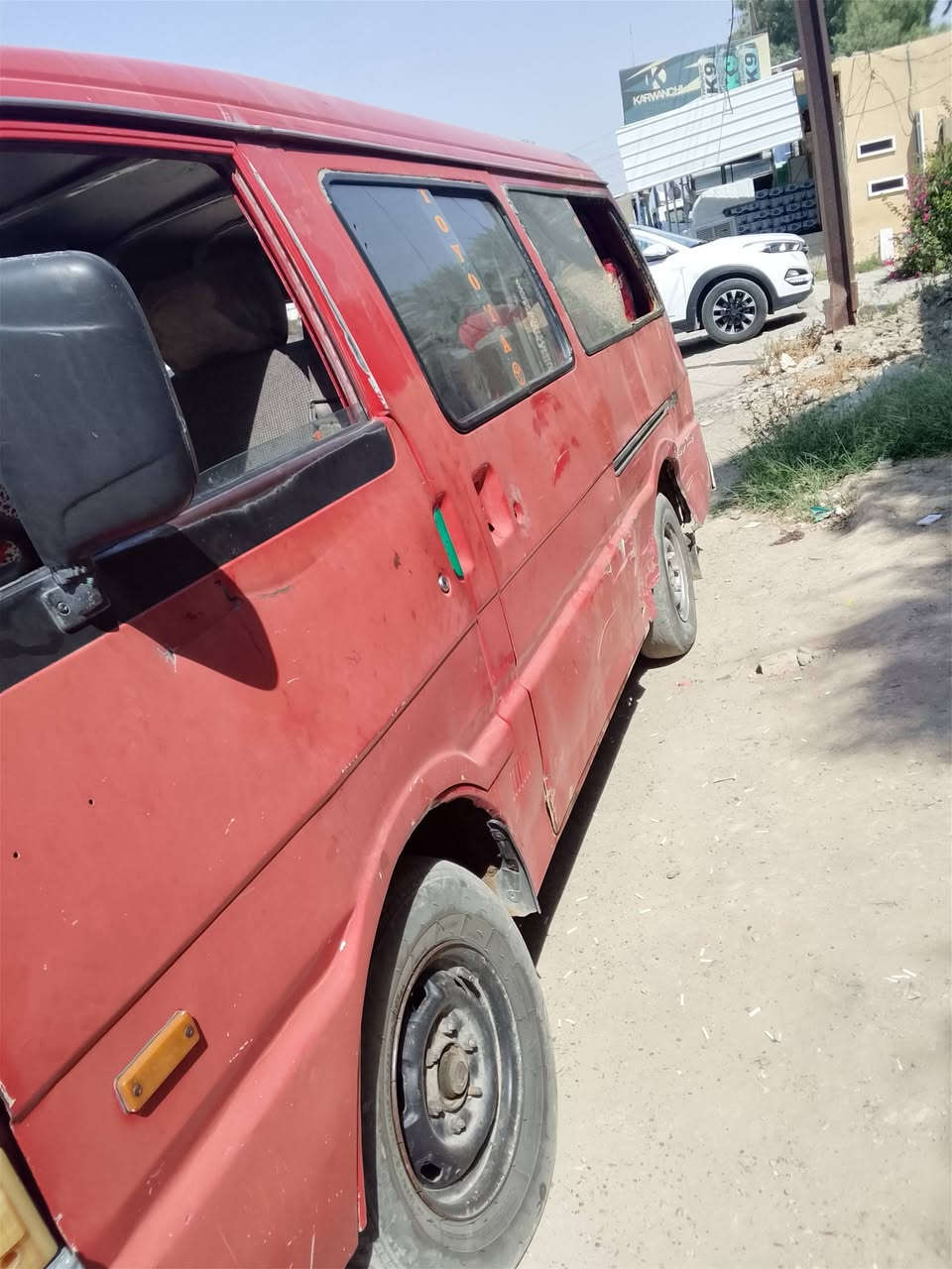 سلام عليكم خوان مازده للبيع اومراوس بكيه بسته مكينة بيه خيط بخار كوم حديد بدون راعي السعر ها 17وبيه مجال عنوان ديالى كنعان رقمي ***********
