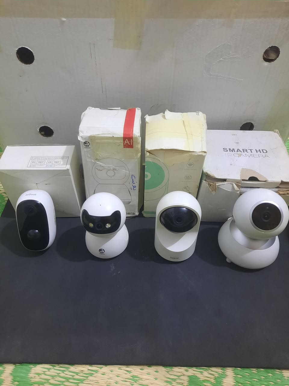 شلعه كامرات عدد 4 كامرات  مراقبه واي فاي بضاعه امزون فقط وسعر 45شامل أجور توصيل شرط فحص وربط  يمي قبل لا اطلع طلب حته تعرف انو ذني شغالات امانت الله ورسوله 💙 لتواصل خاص او على رقمي الواتساب *********** امزون البركه للبضاعه الأوربيه 🤩
