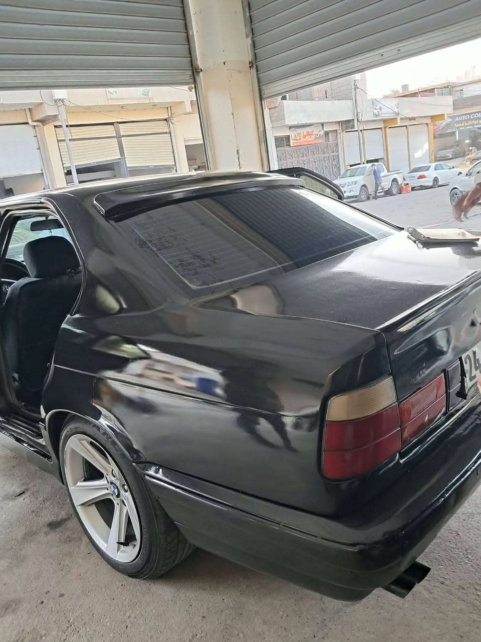 BMW ..1991 ..  525
 گێر عادی گێرومکینه شرت وتایره ویل کب جدید کهڕبایی سلایت شرت رقم سنه وی جدید 200$غرام سر هێتە،خار عام بخ  سعر 39وبارار ***********.جهێ وێ دهوک دهوك, العراق
