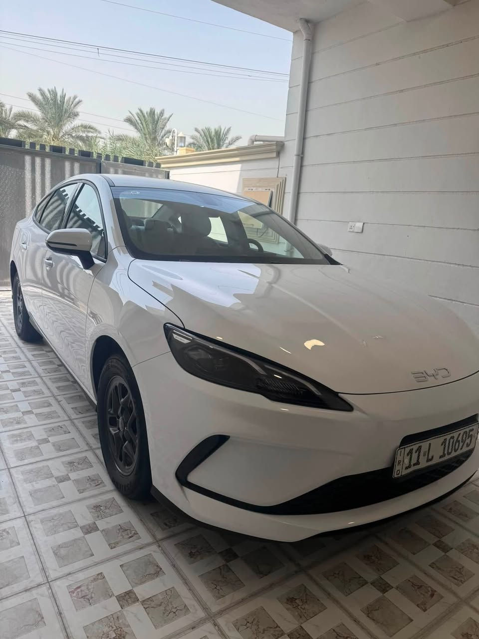 سلام عليكم للبيع BYD سيل 5 موديل ٢٠٢٥ ماشيه ١٤ الف جاهزه وخير من الله رقم بغداد مكانه بابل مركز مدينه سياره بيه بي دي ار مقدار اصبعين بلبنيد فقط وطبره خفيفه باب وره السايق 
***********
