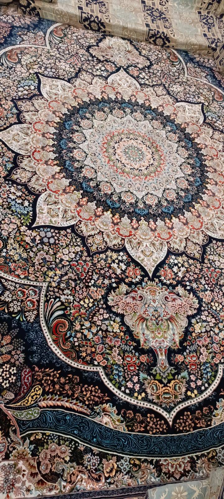 سجادة كرماني • ١٠٠٠ شانة • ٤×٣