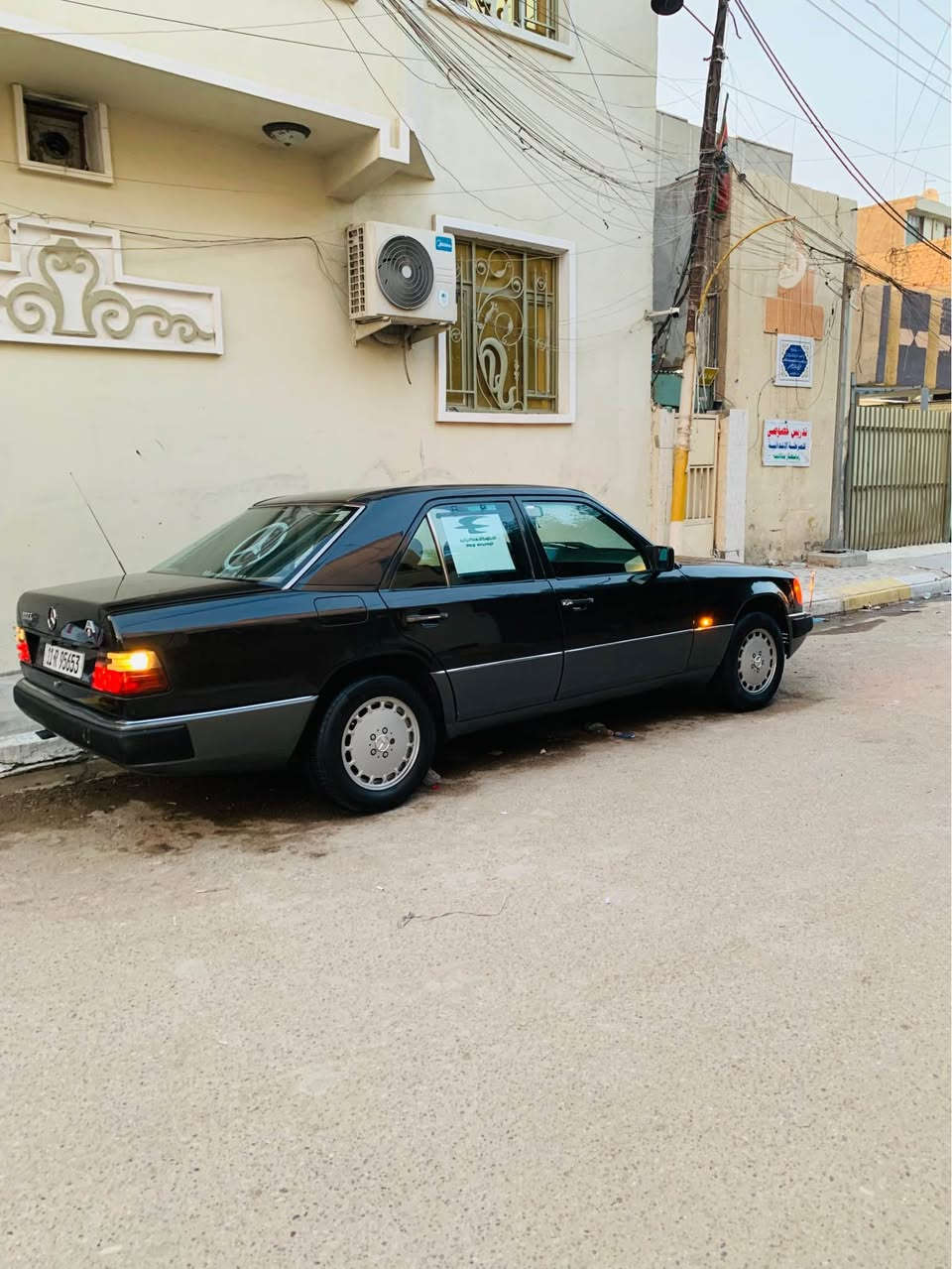 مرسيدس ١٩٩٠ • بدون حادث • مكينة