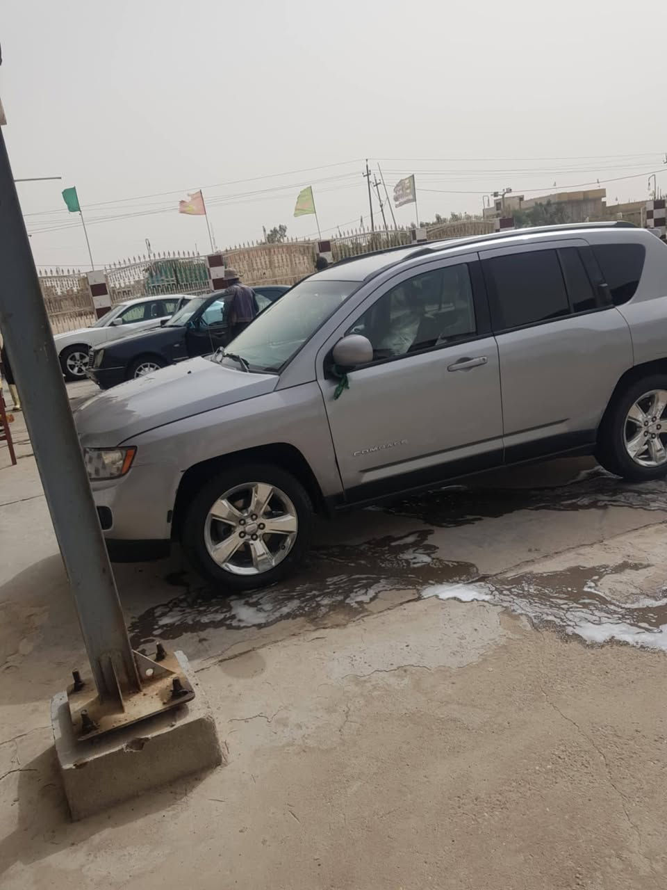 جيب كنباس ميديل 2015
سياره كامله وجاهزه كير ومحرك كفاله عامه 
ضربته من يم البانزين 
والجاملغ الامامي بدل بمريكه 
السياره رقم معوقين راعيه سوك الشيوخ
السعر مناسب خابر وتدلل 
هاءه رقمي ***********
