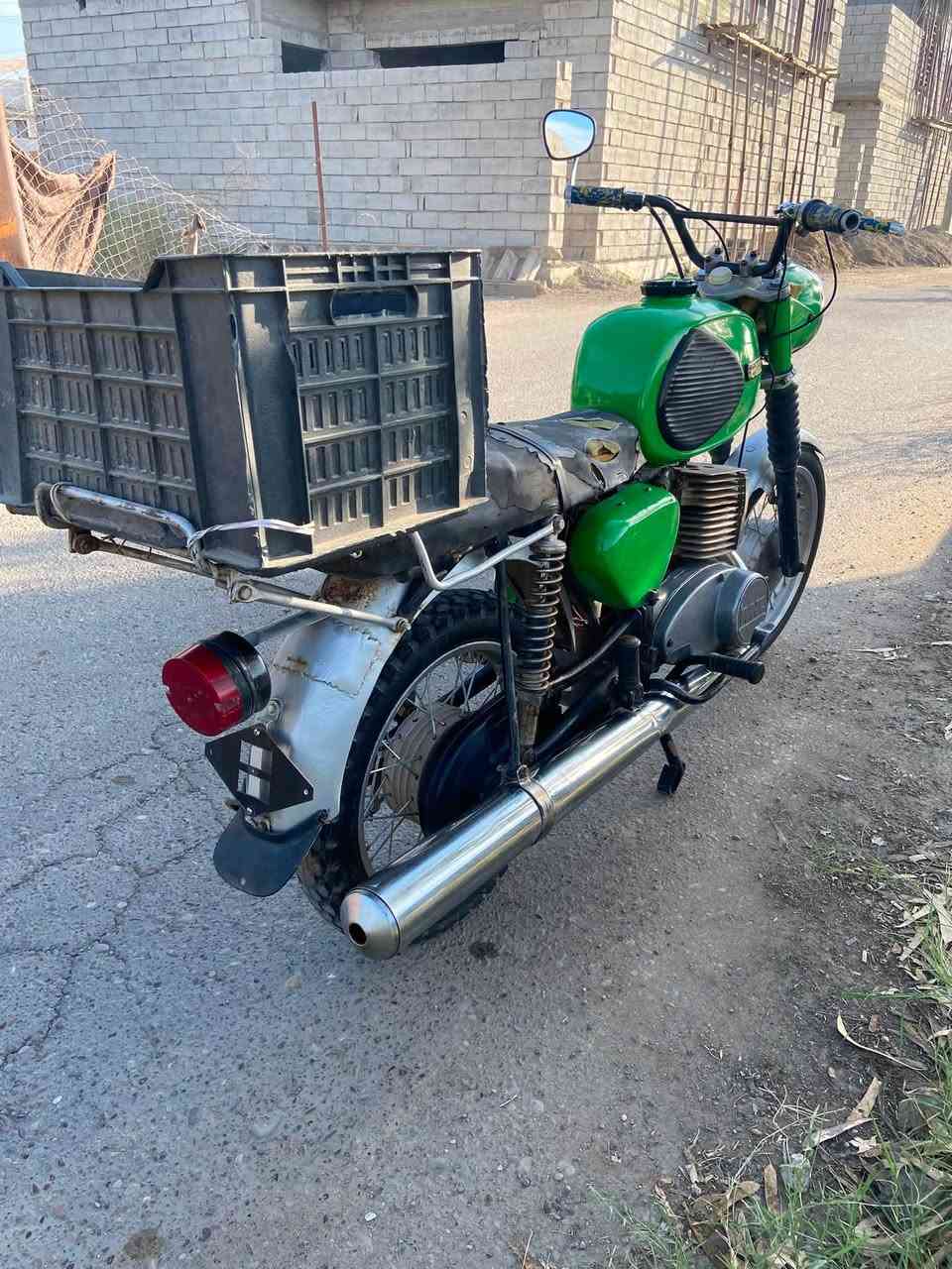 سلام عليكم ماطور mz 1981للبيع بدون. ماطور جاهز ومعمر عنواني بلد شطيطيه سعر 750وبي مجال ***********
