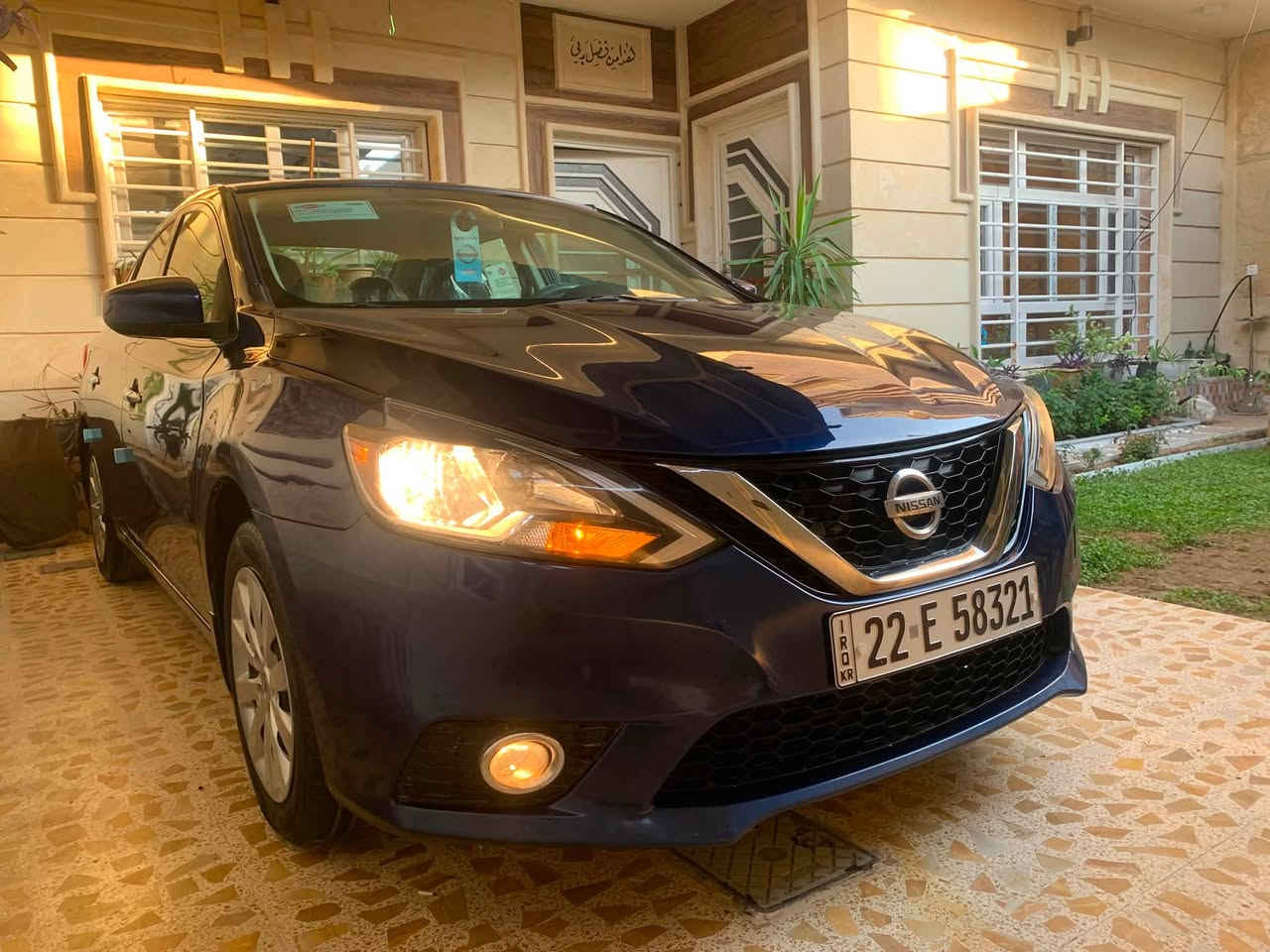 نيسان سنترا                       
NISSAN SENTRA 2017 امريكي 
مكينه 18
كير اوتوماتيك.
ماشية 97 
اربع جام كهرب.
اربع اطارات جديدة .
تحكم ستيرن جهتين.
تحديد سرعة .
نظام رياضي وعادي.
 نظام مانع انزلاق 
نظام ايكو  ECO.
بلوتوث Bluetooth .
ايرباك راجع سستم.
ارضيات وفرشة صندوق اصلي  ومختوم سنترا…
رقم اربيل الجديد والشرعي بالموصل .. السيارة جديدة بدون ملاحظات…ضررها طخة خفيفة من الامام وفقط بوند صبغ بدون معجون.. مكينة مامفتوحة وكير وتبريد وطخم وكهربائيات كلها مكفولة  … السيارة بلادية وجديدة .. السعر النهائي 98 للاستفسار ***********
