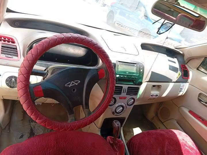 السلام عليكم سياره شيري افلوني 11رقم بغداد والصحب موجود السعر ١٥ واذ اكو امروس ***********
