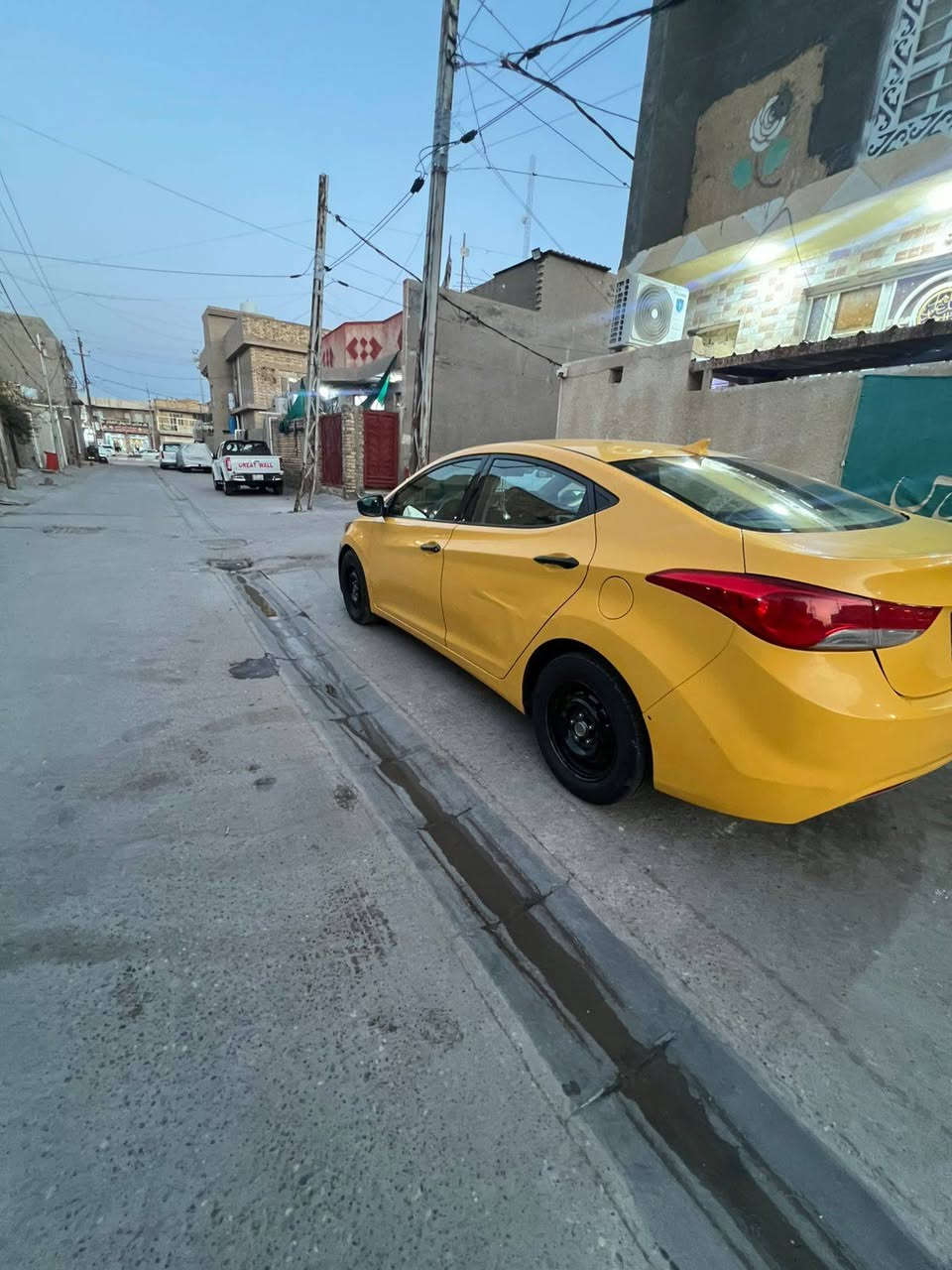 النتره ١٣ أمريكي بيه جاملغ وبنيد محرك ١٨٠٠ رقم واسط سياره جاهزه وحلوه ماعايزه برغي كبل لشغل مكاني كوت سعره ٩٠ وبيه مجال قليل حك ***********
