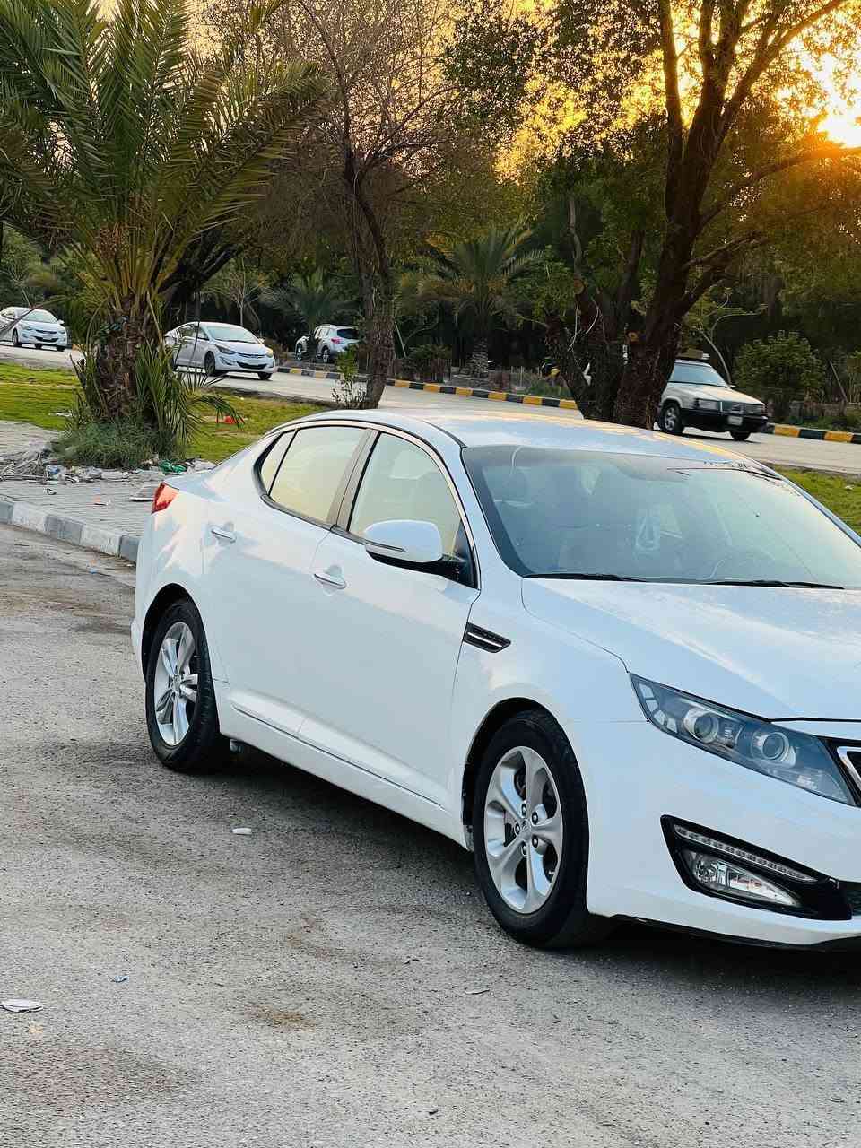 السلام عليكم اوبتيما 2013 خليجي رقم واسط مشروع وطني تحويل مباشر فول مواصفات عدا الفتحه بصمه بواب بصمة تشغيل مكينه كير حداديه تخم تاير منضومة زنون دوشمه كله جديد السياره بيها صبغ حزام بدون ضربه قويه السعر 85 وبيها مجال لشراي مكاني نجف مكلف بل نشر مامتواجد خاص
*********** 
***********
