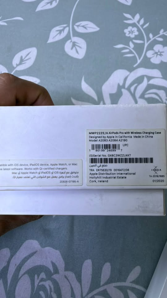 آيفون ١٤ برو ماكس • ايربود • ما مستخدم