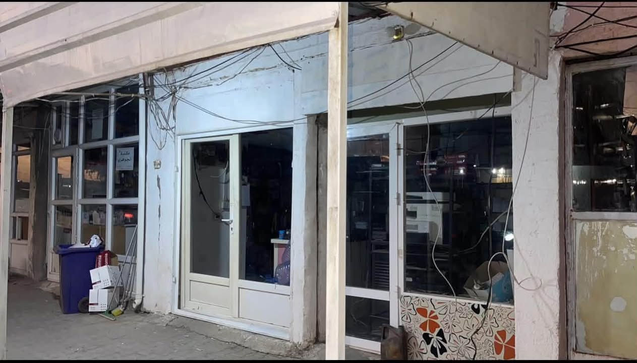 واجهة باب بلاستك مسعتمل للبيع مع جام خانه
عدد 3
***********

