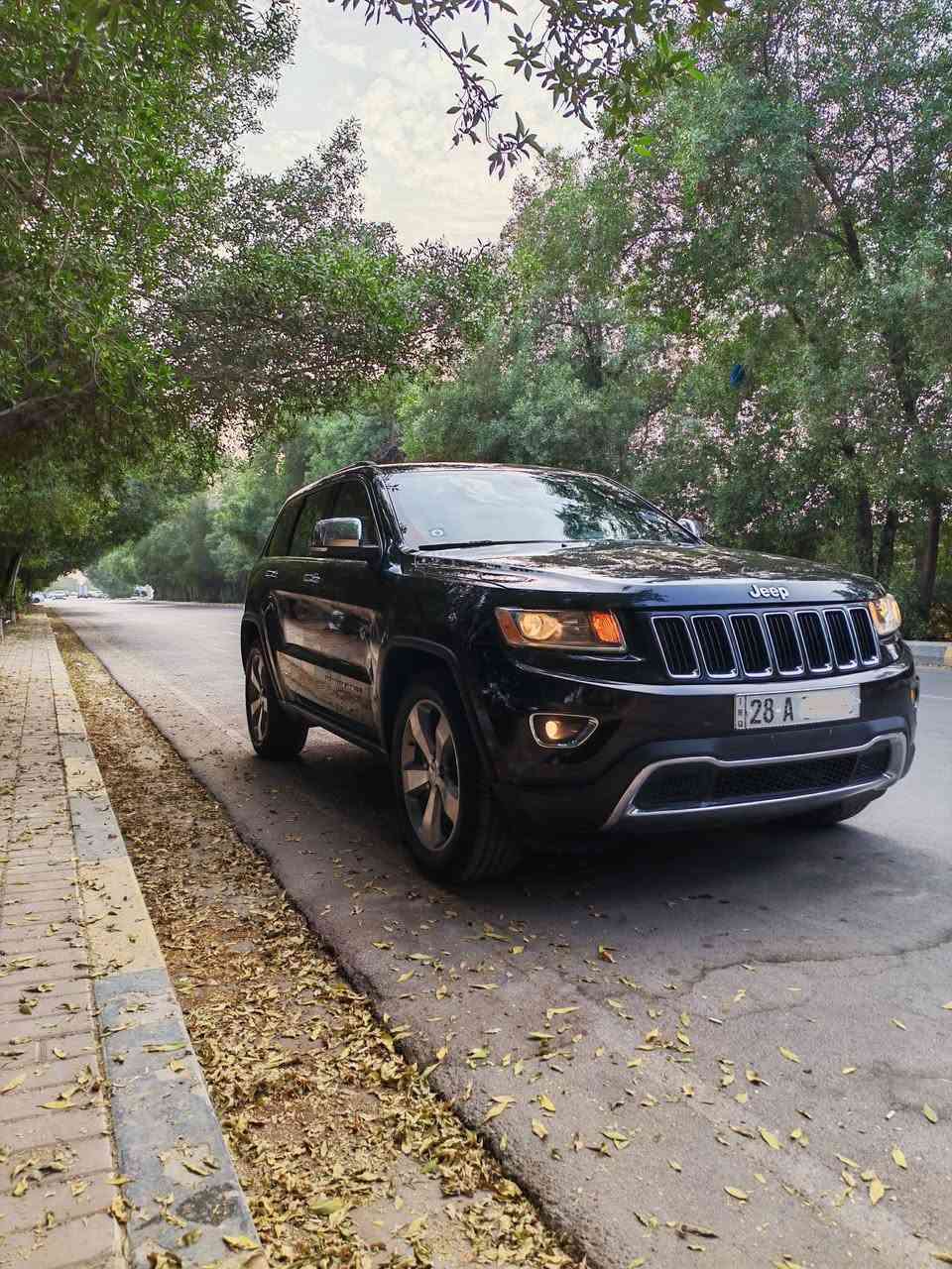 جيب جراند شيروكي • ٢٠١٥ • نجف