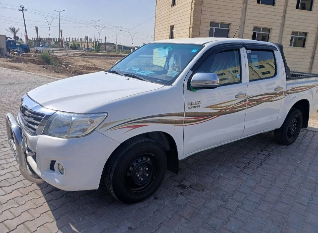 اوتماتيك  ٢٠١٥ كويتي بسمي بيها كم قطعه بارد وصبغ قليل 
***********
