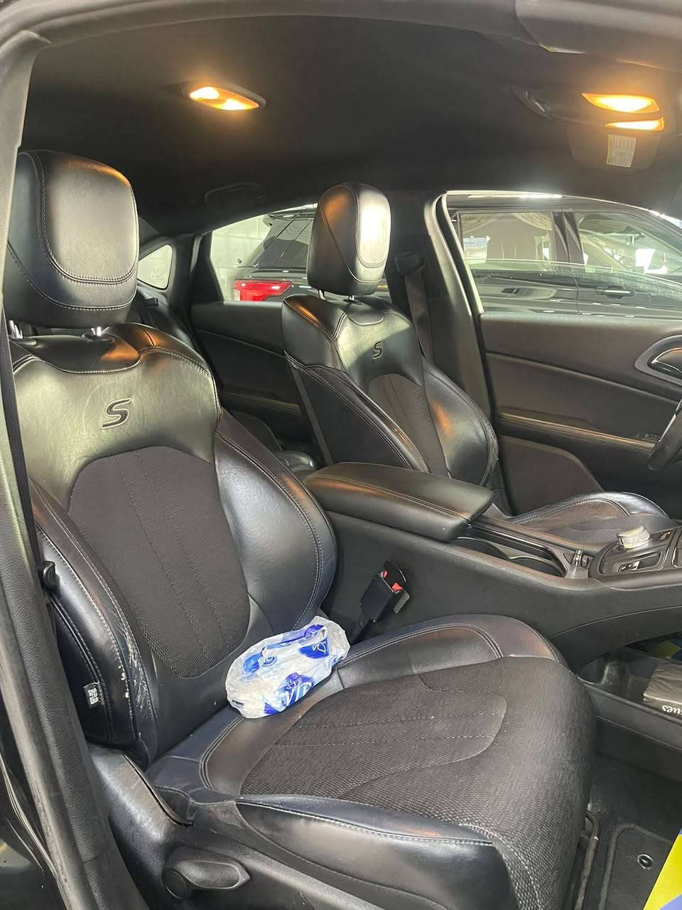 كلايزلر c200موصفات S سبشل كشنات جلد شاشه كبيره ويل كروم صبغ ٣ قطع ونص بدون دواخل بدون ايرباك ماشيه 100 m سعر 85$ عنوان سياره دهوك للتواصل *********** كورك.... موديل 2016
