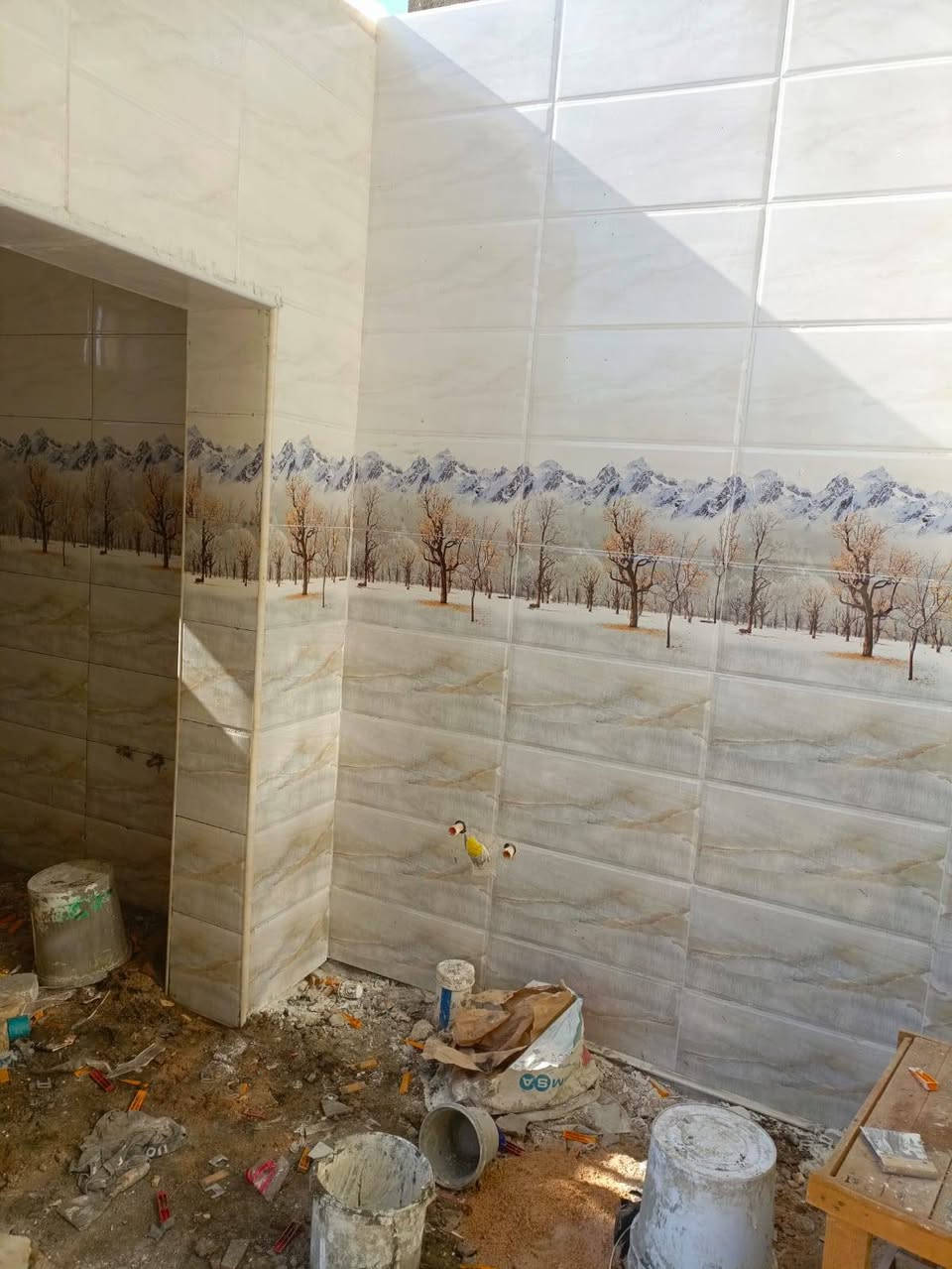متفرغ حاليا لعمل كافة أنواع السيراميك ارضي وجداري داخل ميسان فقط للتواصل ***********
