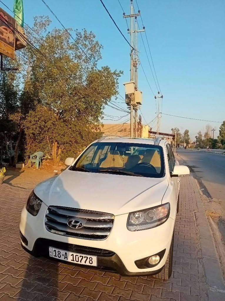 سنتافي ١١خليجي ٦سلندر كامل مواصفات ماعدا البصمه كفاله ماعدا قطعه واحده صبغ ٧راكب رقم بابل انكليزي جديد جاهزه من كل شى شاشة كهربائيات بسمي مشروع وطني تبريد ثلاث قطع موبايل 
*********** النجف, العراق
