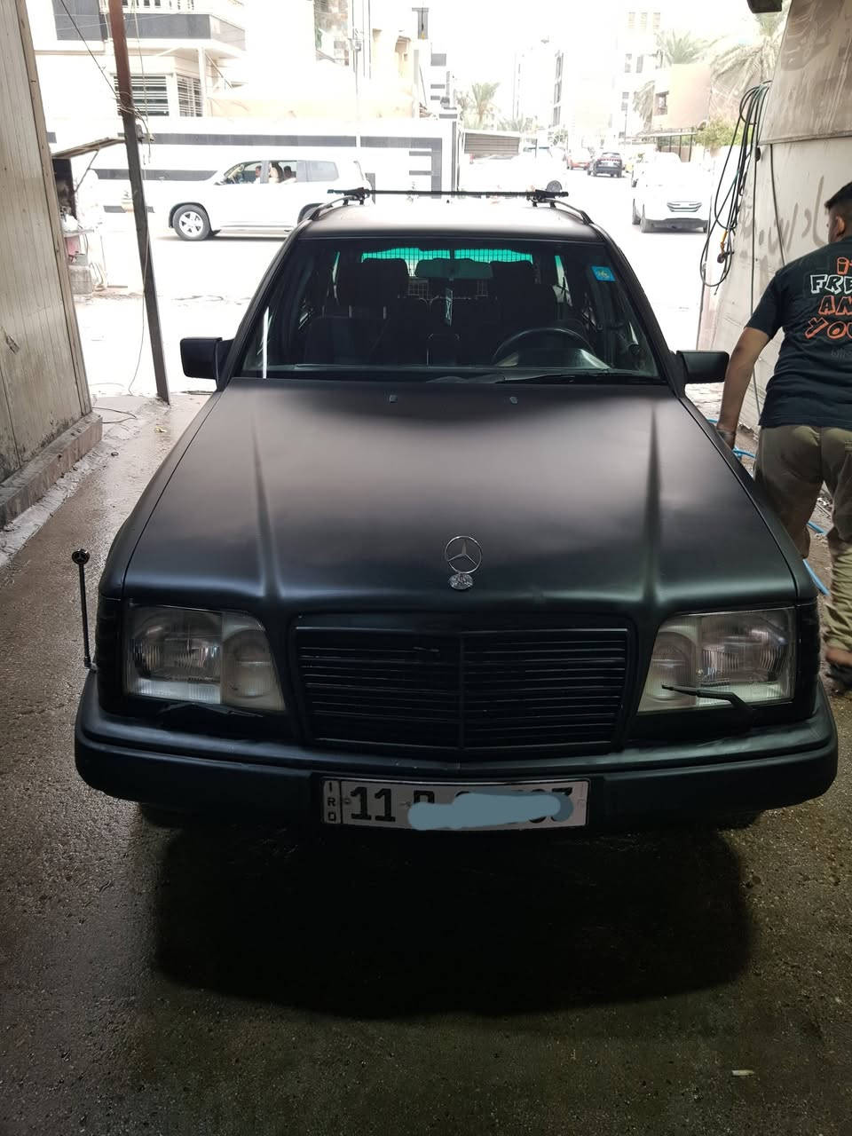 مرسيدس E300 • موديل ١٩٩١ • بغداد