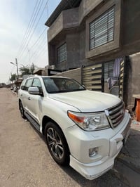 لاندكروز GXR • ٢٠١٤ • رقم بصره مميز