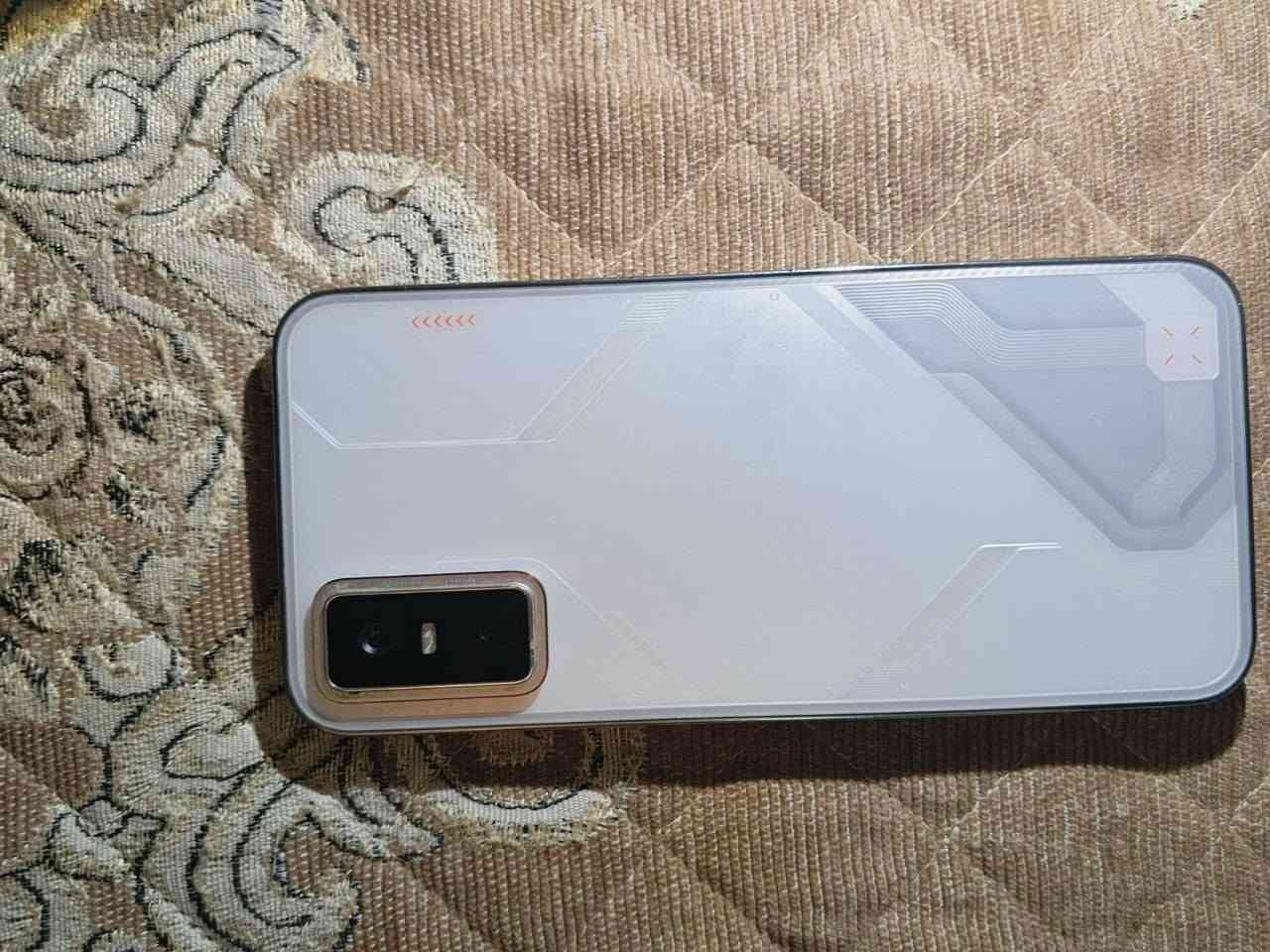 Infinix GT 30 Pro
بي كسر بسيط بشاشه 
ذاكرة 256
لتلفون كلشي ممبدل بي 
مكفول شاشه وشاصي
كامل ملحقات
السعر 250 بي مجال حك جيه
***********
