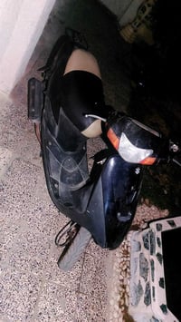 دراجه سوزوكي 60 رياضي  كابريتر نضيف تايرات جديد كفرات نص عمرر نكره سلف...