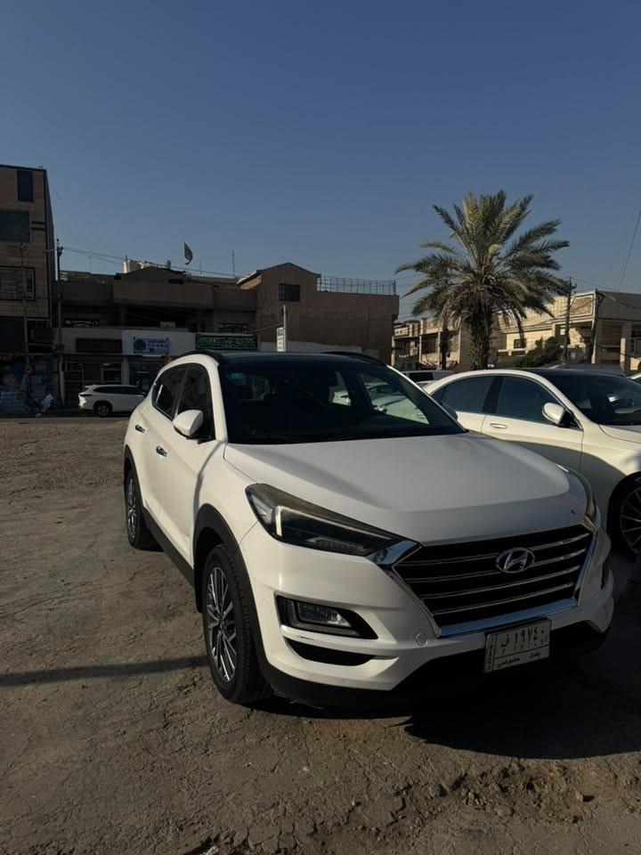 السلام عليكم هونداي توسان٢٠١٩خليجي وكالة الكاصد المرغوبة فول مواصفات كفالة عامة من الصبغ 
 مكفولة من الصبغ والتبديل بارد بسيط.سونار موجود  بأسمي ماشيه 143 الف شاشه كبيره ***********
مكان بغداد 210 السعر وبيها مجال
