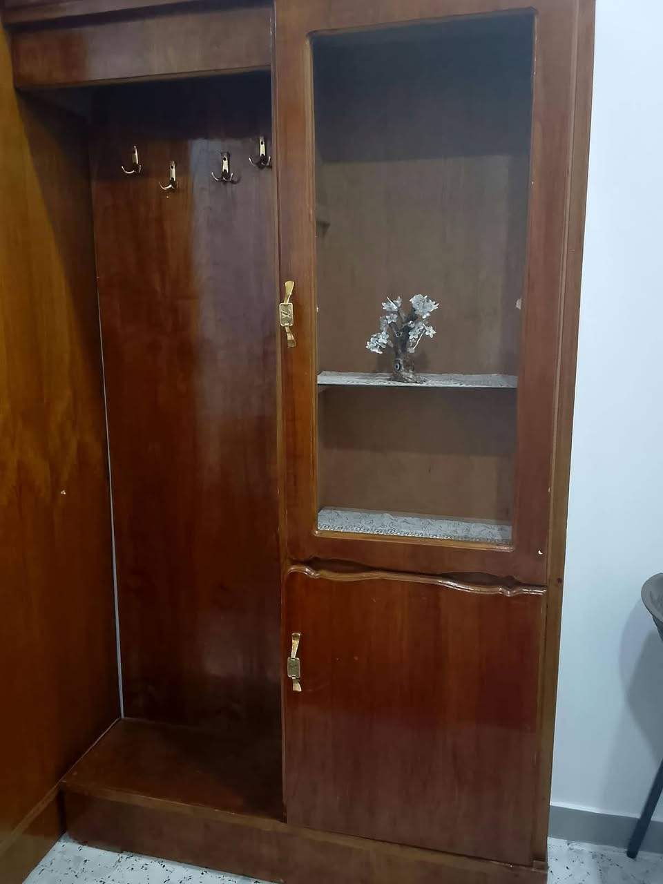 غرفه للبيع صاج ٧٥٠ بيه مجال رقمي ***********
