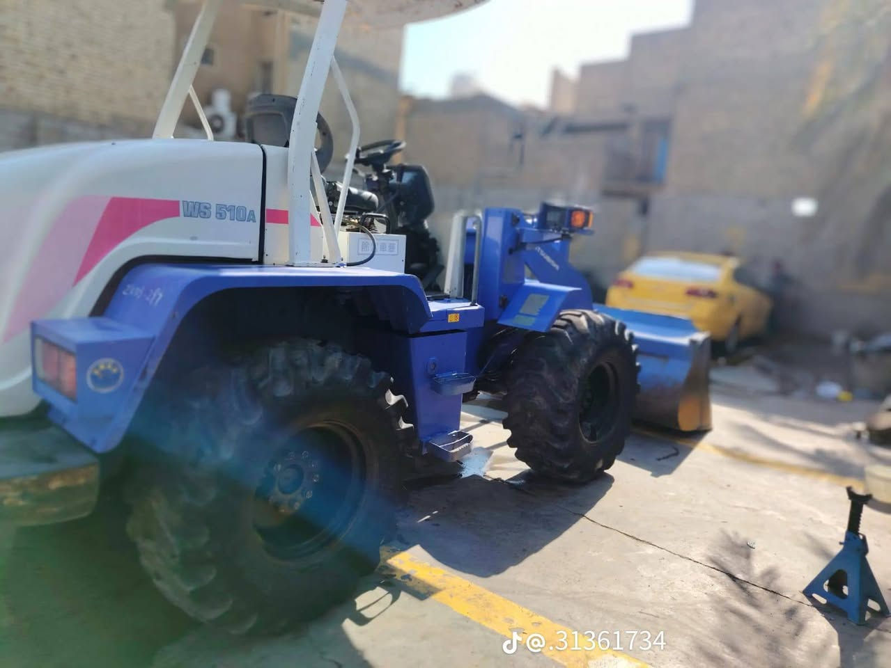 سلام عليكم شفل البيع مشيبوشي  حجم 510 مشتغل قليل مكينه سوبر  مكفول كفاله عامه ستفسار علا رقم‏‪***********‬‏

نص مكتوب في الصور:
- @31361734
- أليث الزرك 2017
- @.31361734