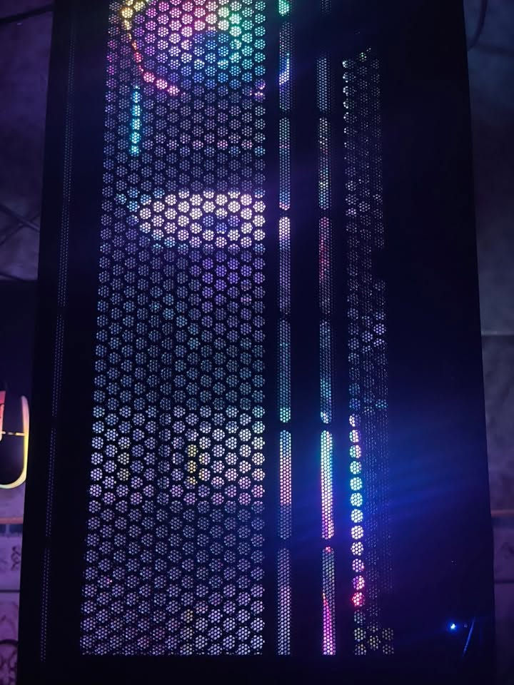 سلام عليكم سيتب كامل للبيع باقي مثل ماهوه و جديد

INVIDIA GeForce RTX 5060 (8 GB)

Intel (R) Core(TM) iS-14400F (2.50 GHz)

Ram 16 gb

114GB of of2.29 TB hhd

Moniter 200hz speaker low blue light

Heatset hyperx

UPS 3000 va

جوستك بلي فايف

ماوس و كيبورد هديه

سعر: مليون و تسعميه و بي مجال للطيبين

رقم موبايل ***********
