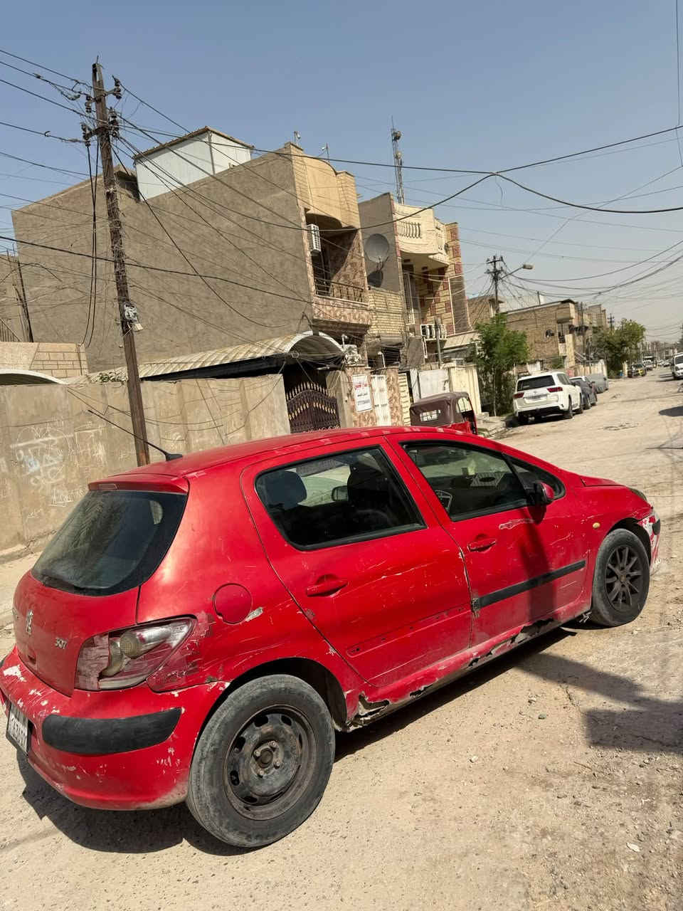 السلام عليكم بيجو فرنسي 307 موديل 2006 
شاشة و كامرة مبدل صدر و مشط ستيرن السعر 
30 ورقة عنوان بغداد الامين الثانية للاتصال ***********
