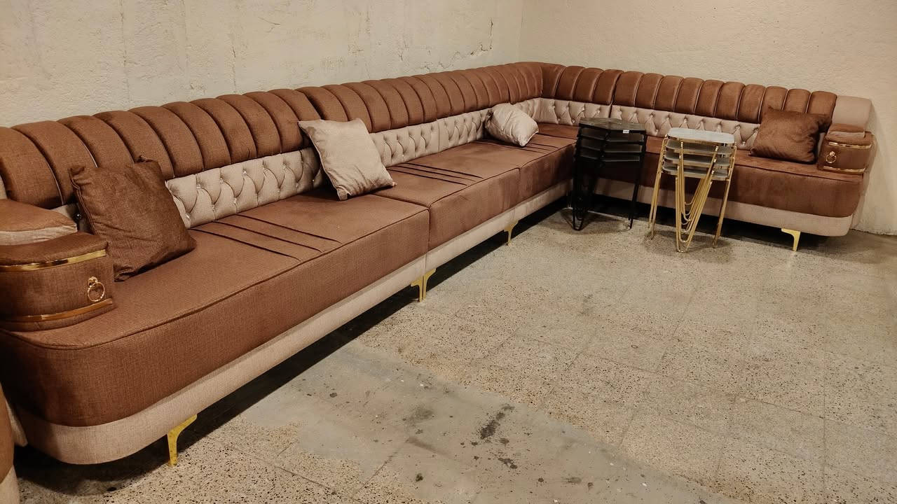 يعلن معرض الرائد للاثاث المنزلي 
عن وصول وجبة دواوين 
القياس 7امتار 
10مقاعد
يجي حرف L
سفنج 10سانيم 
خشب بلوك اسود 
قماش خاولي وكتان 
يتوفر البيع نقد واقصاط على الماستر كارد موضفين ومتقاعدين بلا مقدمه 
العنوان صلاح الدين بيجي شارع المصرف القديم من جهة البانزين خانه الحكوميه 
***********
***********
