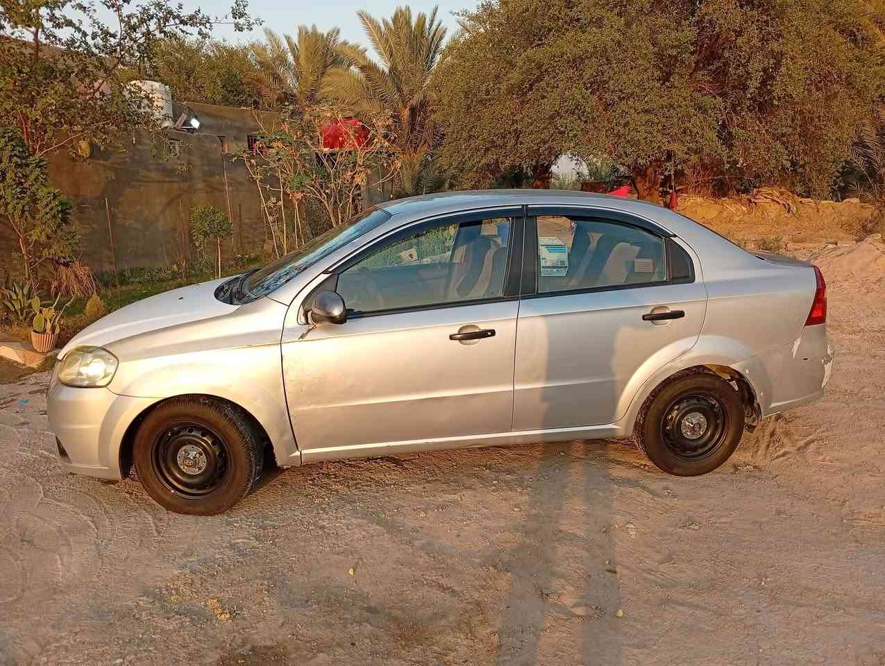سلام عليكم افيو موديل 8 رقم بغداد بسمي تحويل مباشر كير اتوماتيك محرك /1600 تبريد فول سياره تخم تأير جديد باتري جديد مشط ستيرن جديد راديتر جديد سياره مال جناي ضربتهء چاملغ معدل مالته وبنيد مبدل نفس لون مال كصه بدون دواخل سليمه متواجد مكانه حله 
***********

***********

