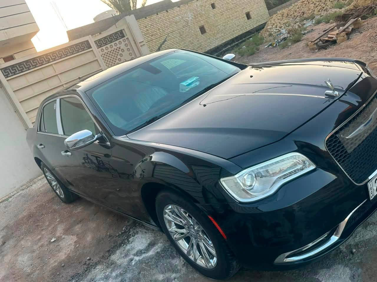 سلام عليكم كرايسلر C300 موديل 2016رقم سليمانيه دولي تحويل وكالة موجود
سياره فول مواصفات معروفه مواصفاته كير محرك تبريد حداديه خير من الله 
سياره داخله كلين بدون حادث هنا بالعراق بيه بارد وكارت بسيط موضح بالسونار للاستفسار التواصل على الرقم *********** العنوان كربلاء السعر 225$ وبيه مجال
