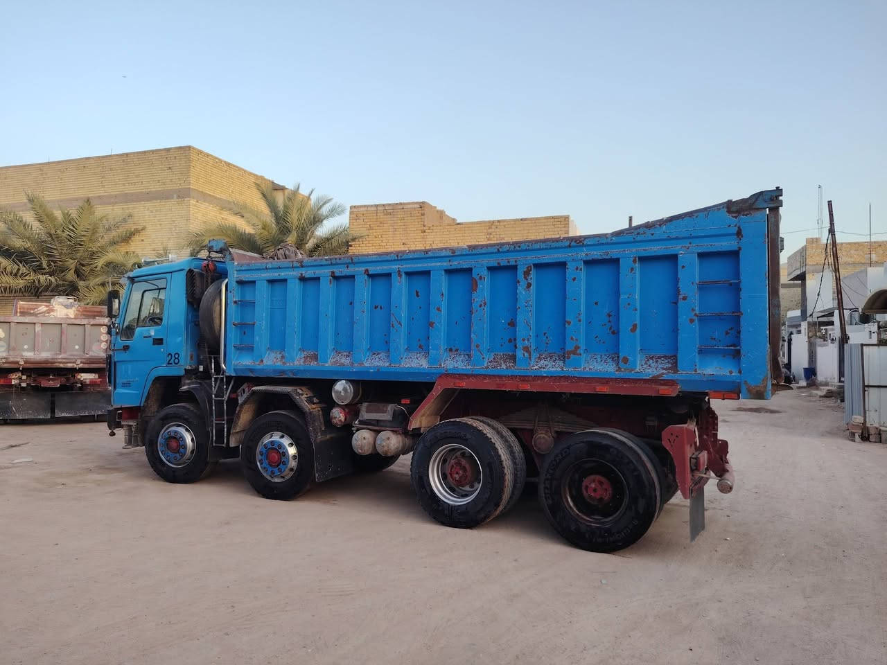 سلام عليكم فالفو للبيع مديل ٩٩كير3x3سياره جاهزه الشغل جديده استفسار اتصل وتدلل ***********
