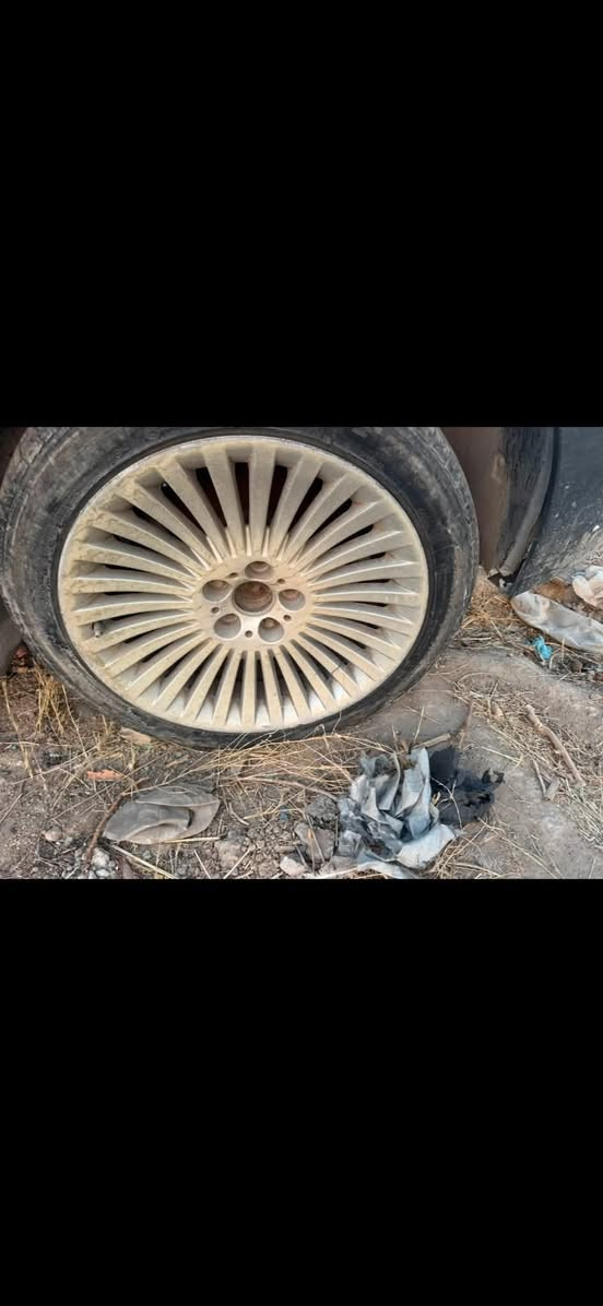 تفصيخ بيئم باخره
٧٤٥ باسعار مناسبه شنو تحتاج موجود
حداديه نضيف 
مشط ستيرن نضيف
مكاني بغداد 
***********
