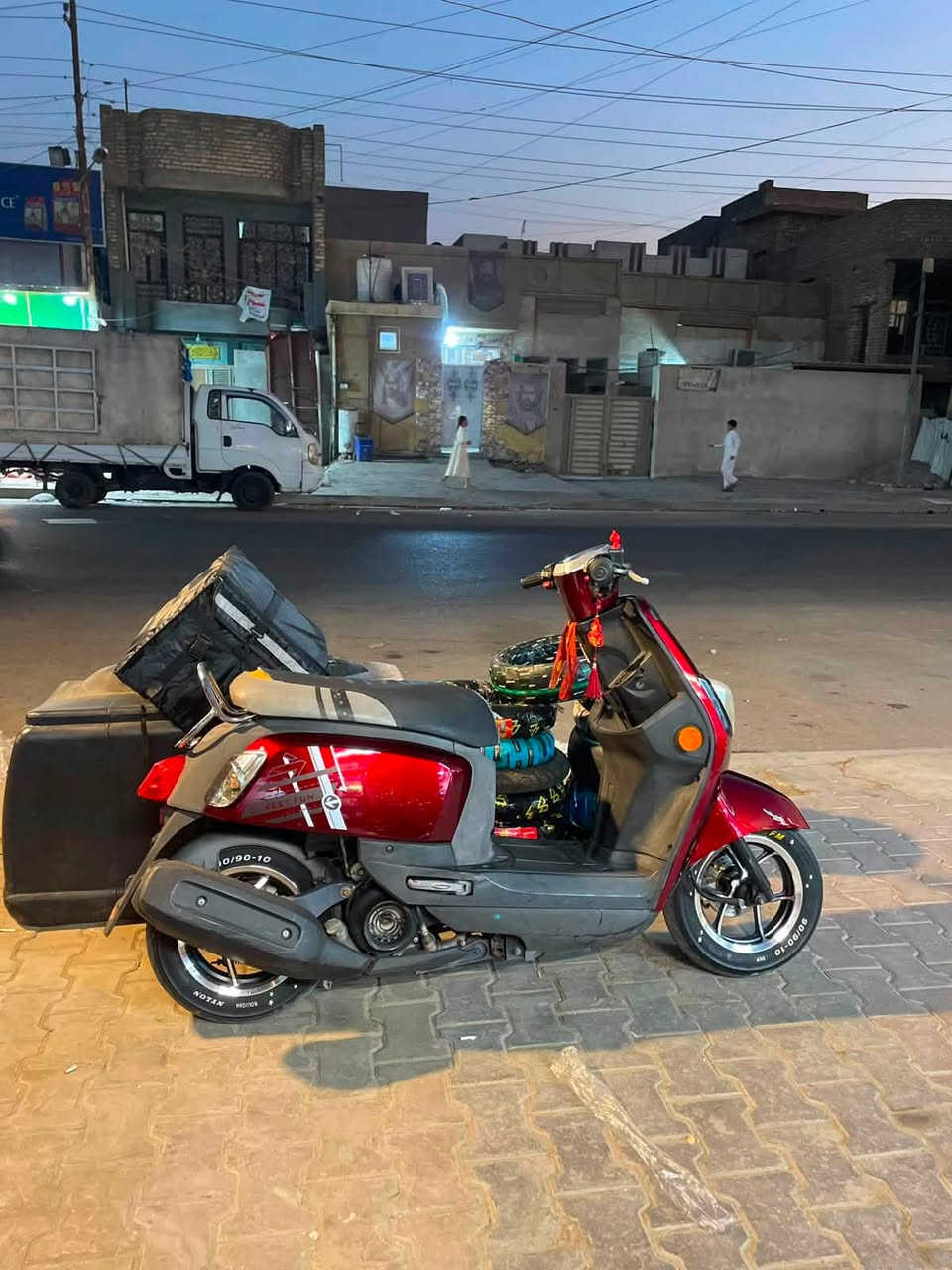 سلام عليكم دراجه بوليس مسطره بلاديه مملعوب بيها 

للبيع مسالها سبوع نازله من الرمبه 

بيها ويل عنكبوت ولبلادي موجود  

السعر خاص 

مكاني بياع تقاطع درويش تصال :***********
