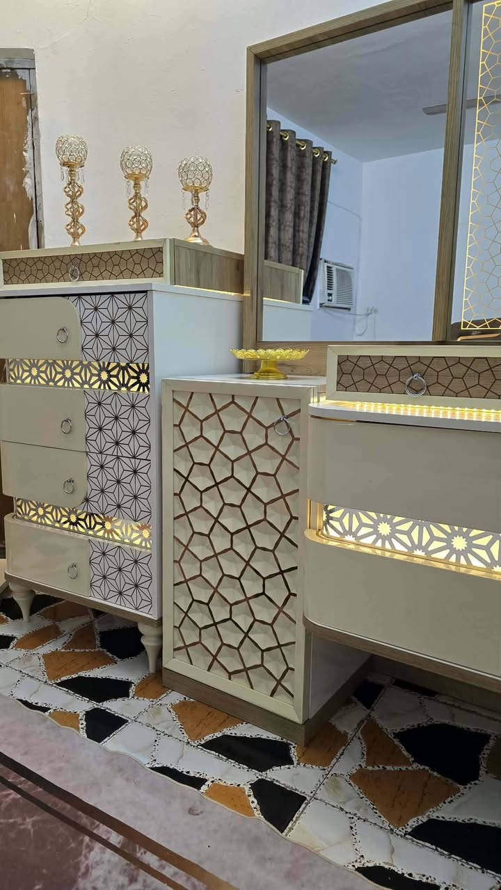 سلام عليكم غرفه تركيه نضيفه اخت جديده اناره كله شغاله خشب بلوك اصلي صبغ حراري كلش مرتبه عدد قطع 10 مكان بغداد شراي تصال على رقم
***********
 سلام عليكم غرفه تركيه نضيفه اخت جديده اناره كله شغاله خشب بلوك اصلي صبغ حراري كلش مرتبه عدد قطع 10 مكان بغداد شراي تصال على رقم
