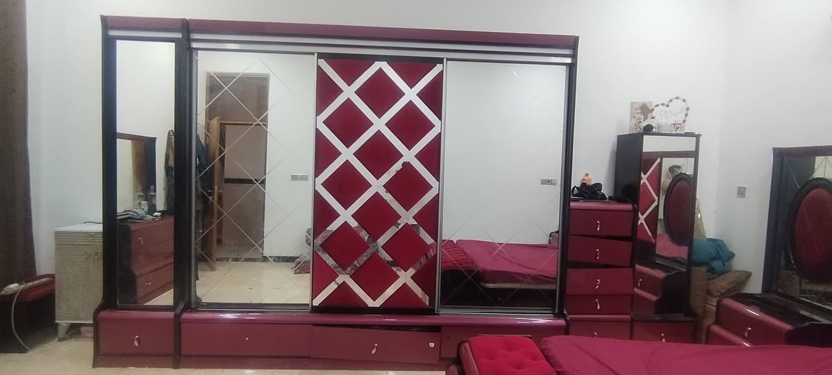 غرفه اخشاب • تركي • نظيفه