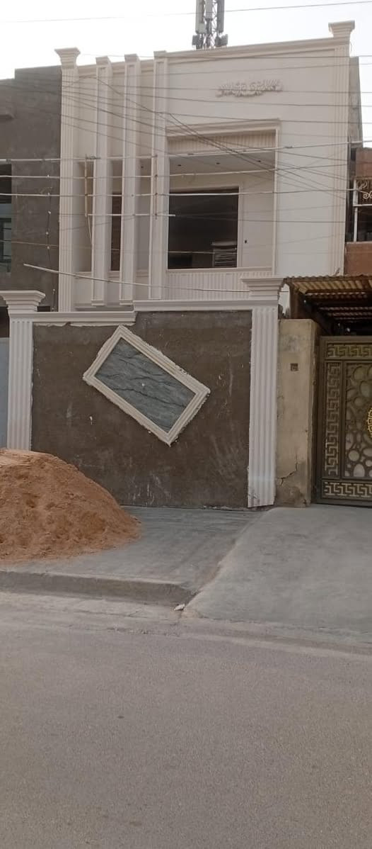 خلفة لبخ اسمنت و نثر سقل تشميع جراره مساطر شغل درجه اولي 
لبخ سقل المتر 6
لبخ ونثر المتر 7
لبخ اجراره 5
لبخ تصفير المتر 8
لبخ تشميع خارجي 3 
لبخ تشميع داخلي 2ونص
 ***********‪

