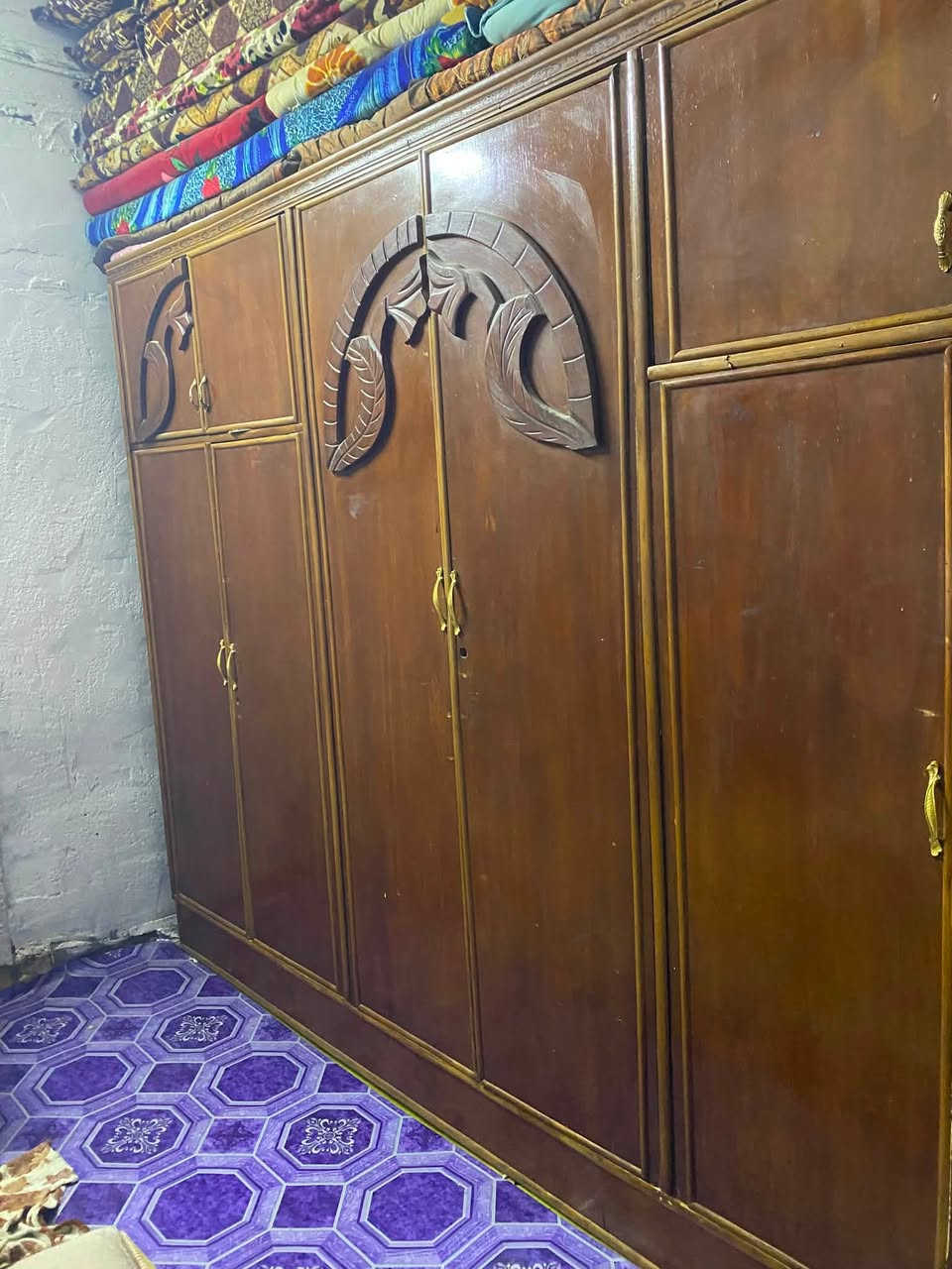 السلام عليكم اخوان عندي غراض للبيع  اسعار الغراض | الكنتور سعره 175 وبي مجال الزاويا ب عشره الاف سعر الميز عشرين الف وسعر التخم ب 125 وبي مجال المكان بغداد ابو غريب متواجد واتساب *********** فقط واتساب
