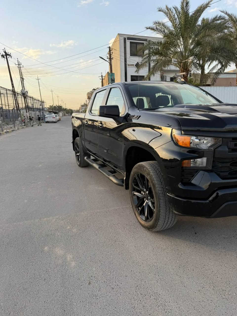 سلفرادو 2024 V8 5300
Z.71

وارد كندي  باب طويل بدي قصير 

مواصفات :

بصمه تشغيل + تشغيل عن بعد

كير تعليك

شاشه كبيرة

اطفاء عند التوقف

تحديد مسار 

تثبيت سرعه

نصف تحكم ستيرن

باب بدي بصمة

ماشية 57000mi

سعر 340 بيها مجال بسيط

 شرط التحويل

***********
