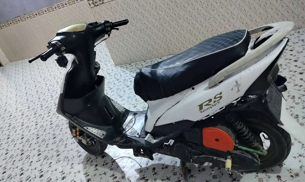 ماكس عدله للبيع دراجه خير من الله 
سعر 400وبيهه مجال مكان البصره الدير  
باقي تفاصيل *********** مكلف بنشر
