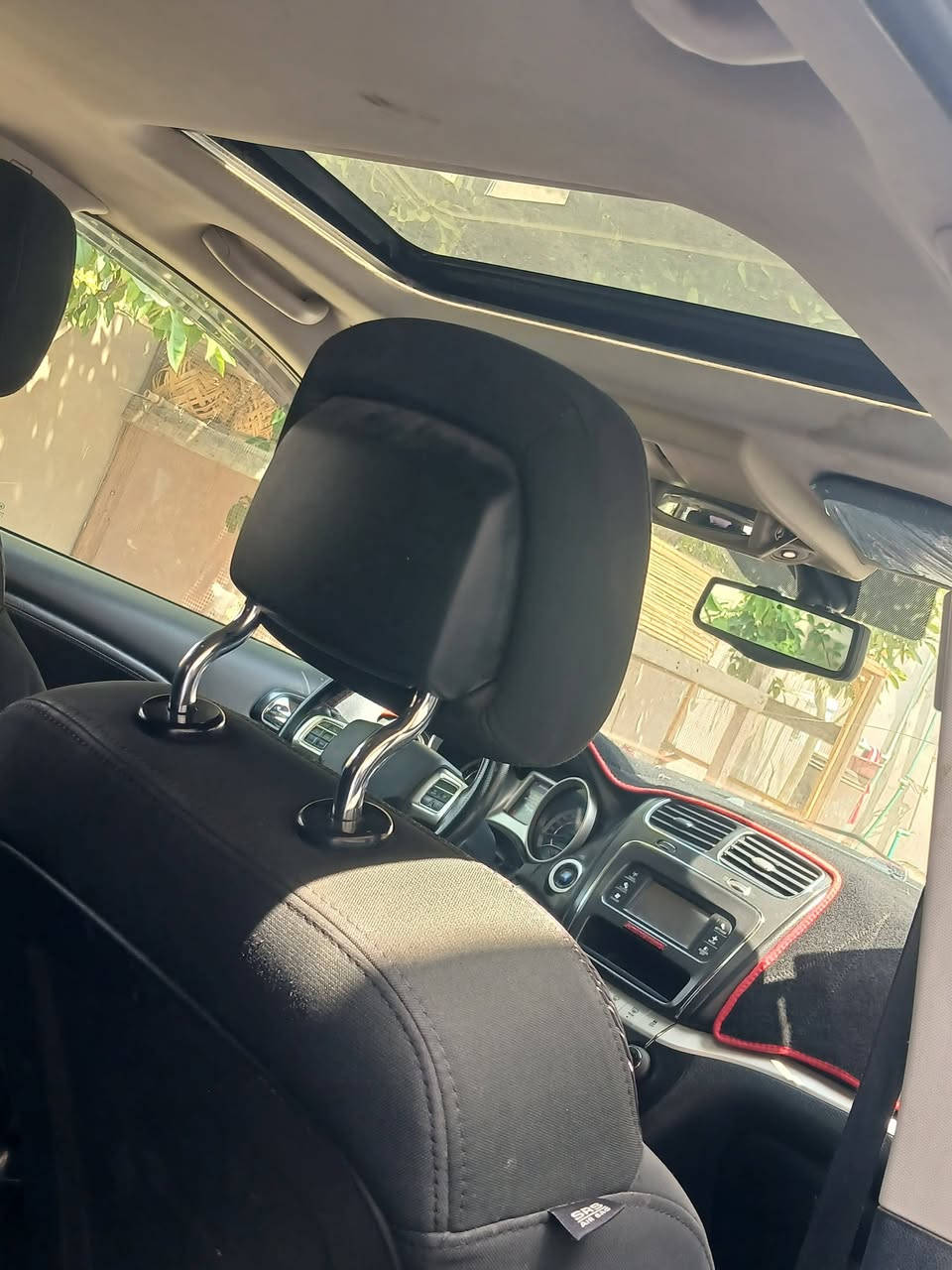 دوج جورني موديل ١١رقم بغداد بسمي مكينه ٣٦٠٠ بيهه سبع جامرقين وبنيد وباب مدل بلاد بيهه منضومه غاز السعر ٩٥ او مراوس بكورله او سوناته ١٦ او ١٧ وكلشي بسعره حسب النتفاق العنوان ديالي ***********
