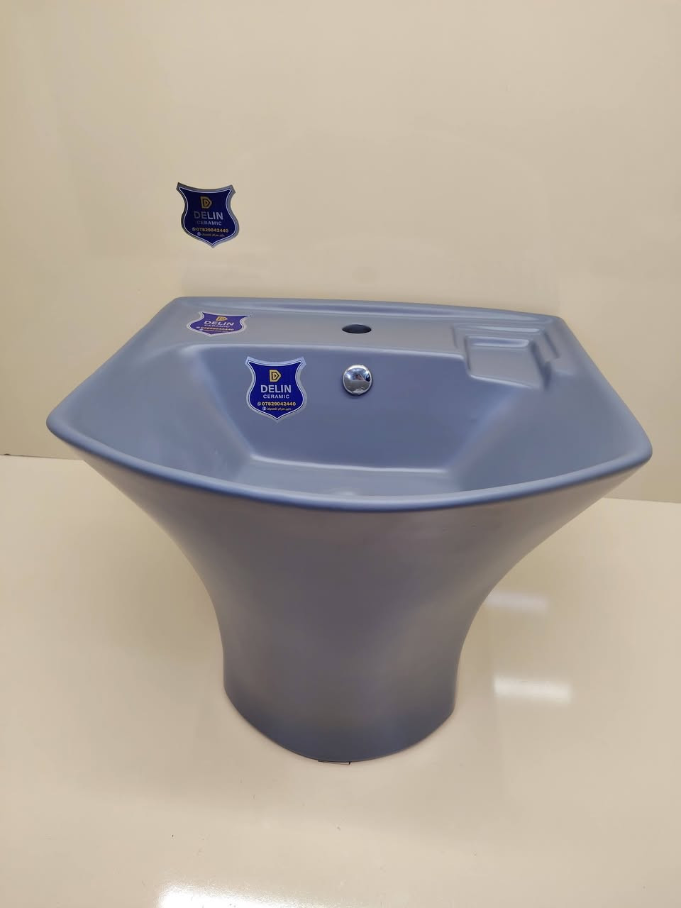 مغاسل تعليق • ٥٠سم • ماركة ارينا