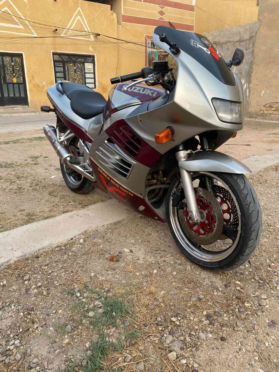 قرش ٤٠٠ • جديده • كفاله عامه