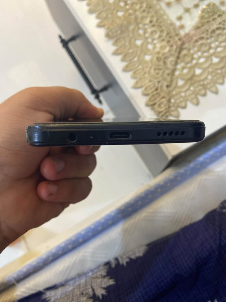 سلام عليكم للبيع جهاز هونرx7bجهاز نضيف جدا ذاكره 256 عشوائيه 6+6 بطاريه عملاقه 6000ML أندرويد 14 مبدل فقط شاشه اصليه 👍 سعر 135 وبي مجال عنوان نجف الاشرف رقم الهاتف ***********
