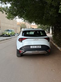 كيا سبورتج 2023 خليجية ماشية 95الف كيلو متر  المواصفات العادية  كامرة ...
