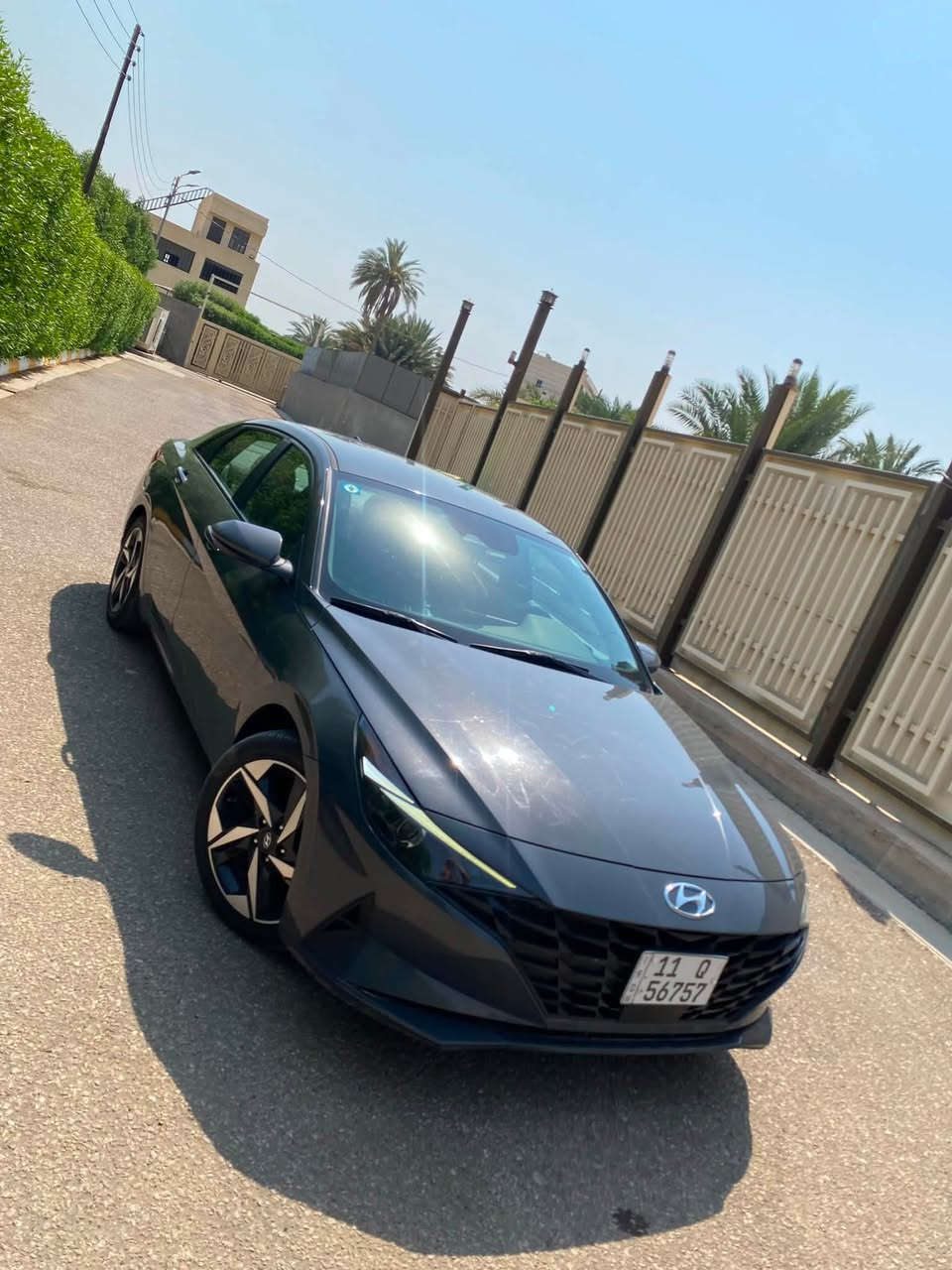 سلام عليكم 

2023 HYUNDAI ELANTRA
فول مواصفات عدا الفتحة 
ماشية 50 الف 
ضرر باب الخلفي تبديل الامامي تصليح 
ارباك كشن فقط 
السعر 147$ 
***********
