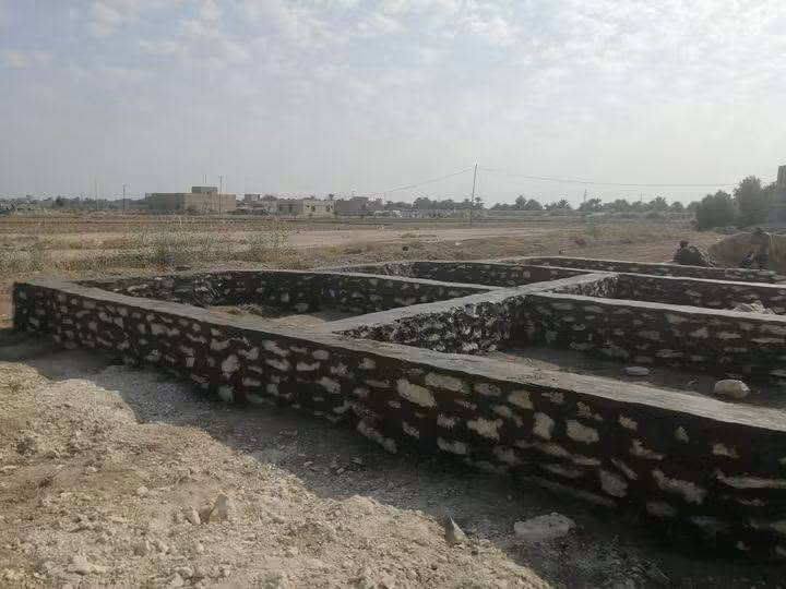 شقل حسب الطلب باشراف عباس ال مري بناءً حجر الأساس تجهيز سميت والحجر والرمل تلفون ***********
