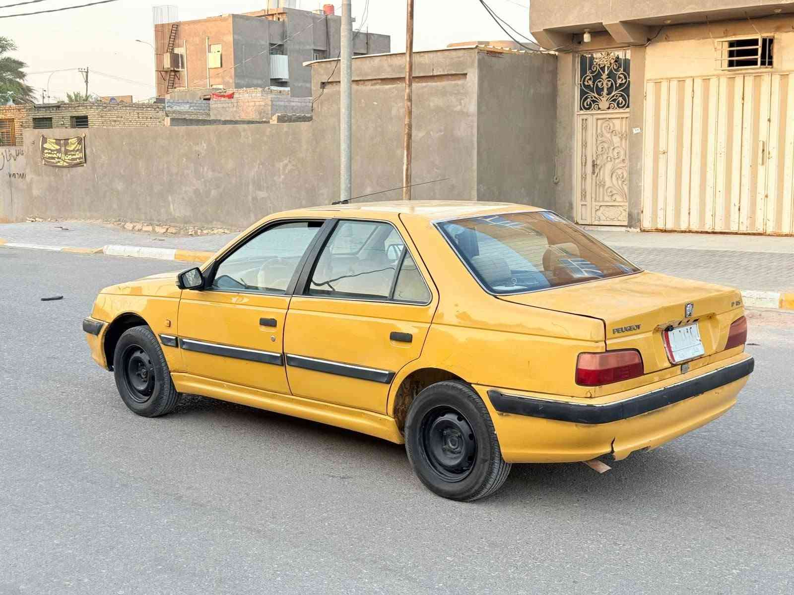 بيجو بارص 2011سياره جاهز كير مكينه حداديه تخم تاير رقم مثني بسمي سيارة بلاديه هيئه مصفره  جاهزه السعر 24وبيها مجال بسيط مكان سياره السماوه لاستفسار ***********
